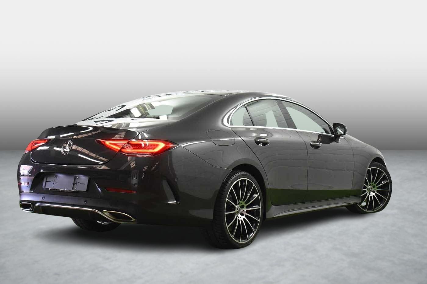 Vehicle gallery image 4