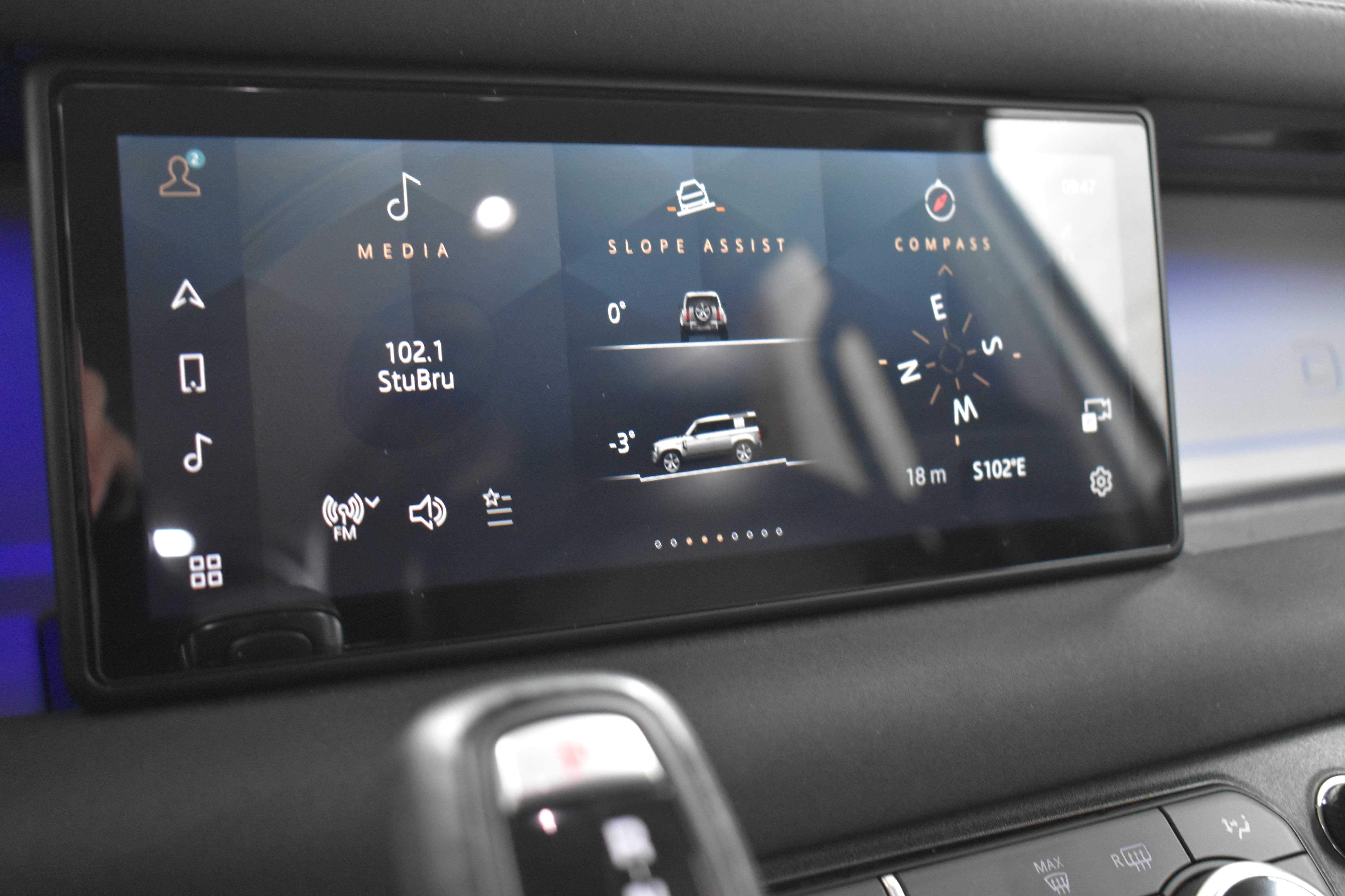 Vehicle gallery image 30