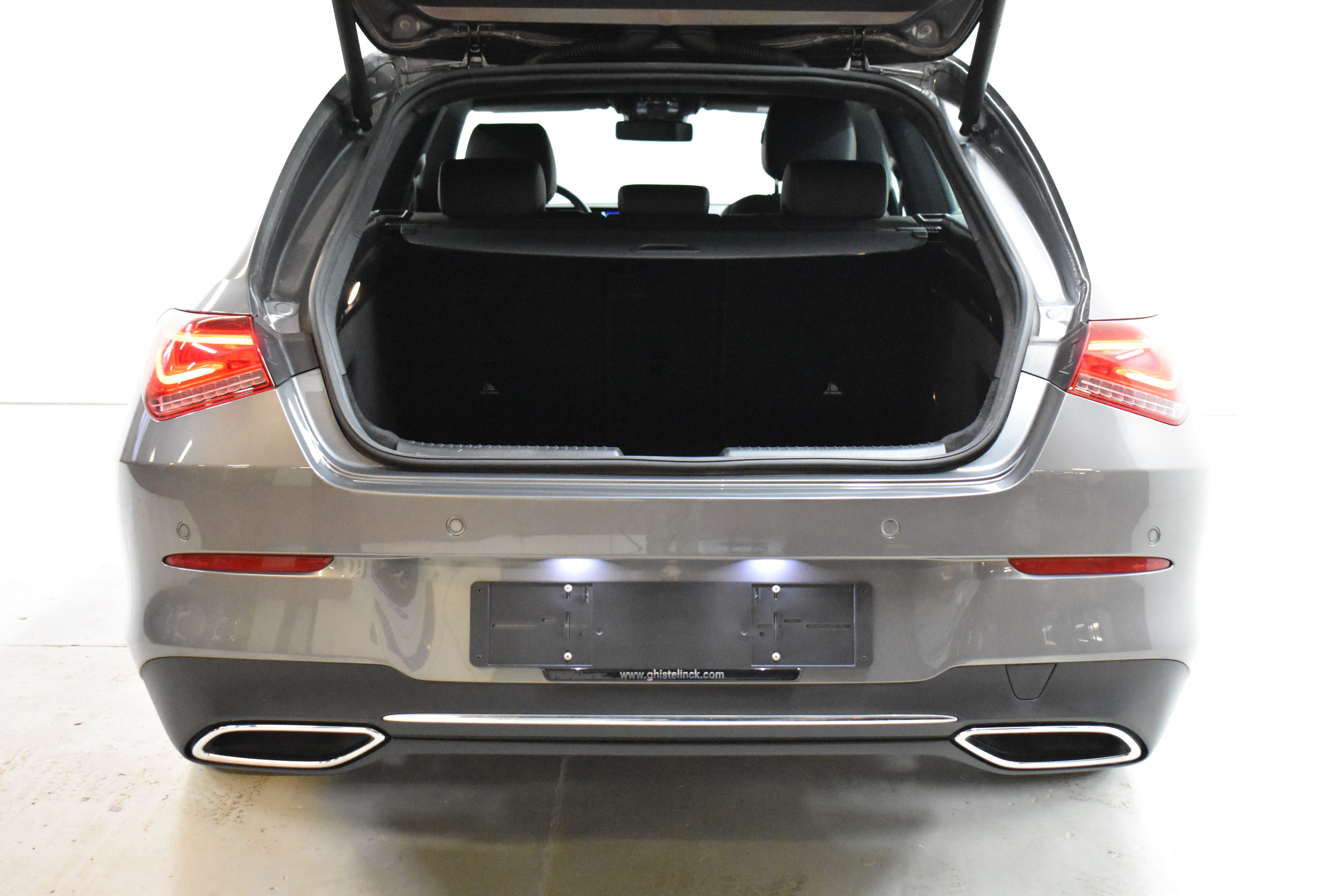 Vehicle gallery image 7