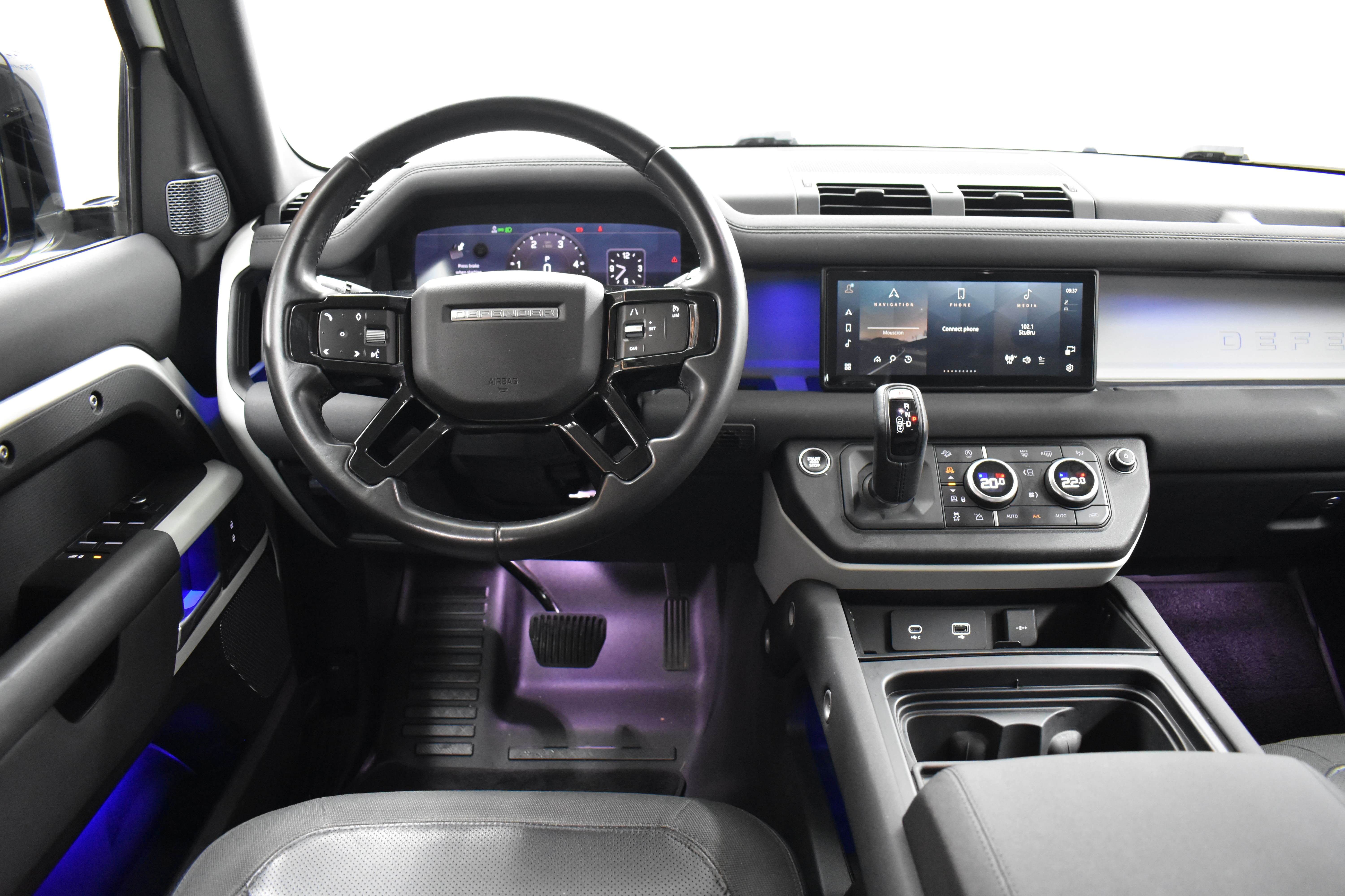 Vehicle gallery image 9